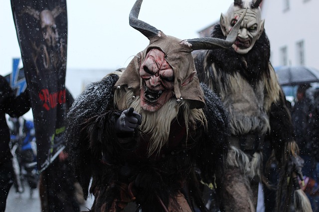 Slå katten af tønden – historien bag danmarks mest farverige børnefest